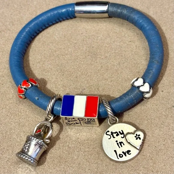 🆕 Brighton Wine O’Clock charm Silver & gold Bottle in bucket Red enamel heart - Picture 6 of 6